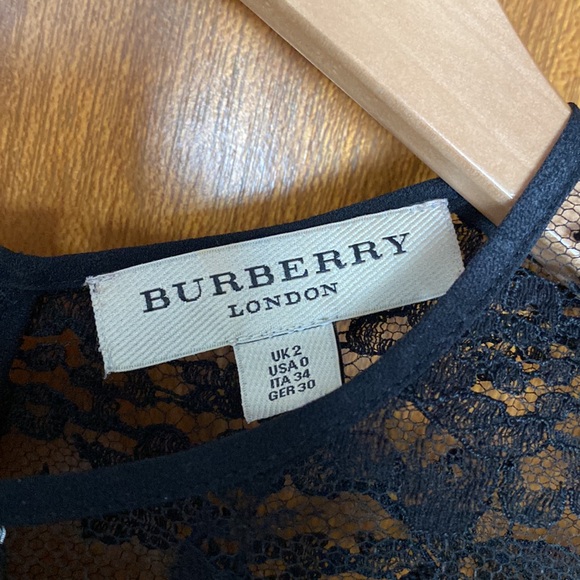 Burberry Lace Top - Picture 8 of 9